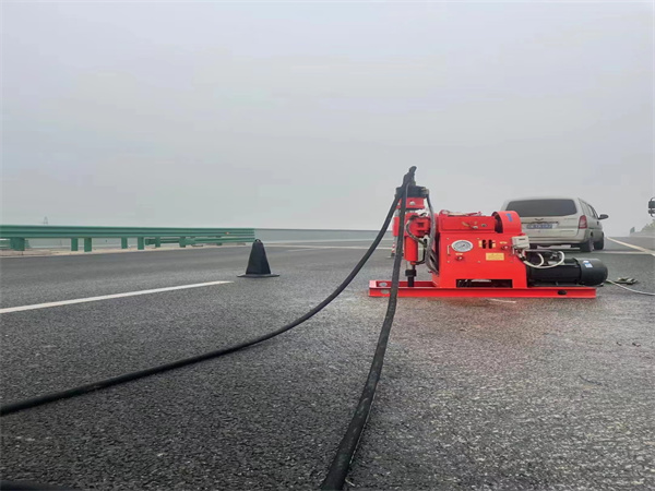 武城马路路基路面开裂下沉注浆加固灌浆