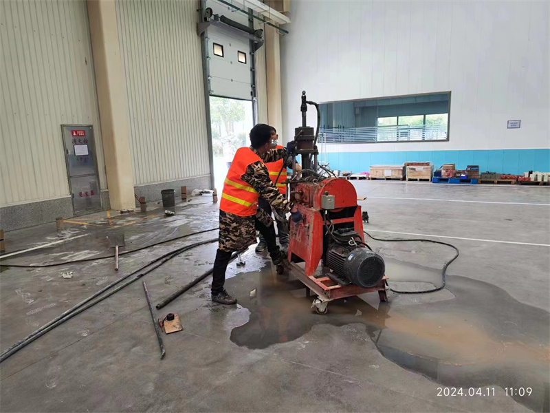 武城厂房地面下沉塌陷注浆加固施工